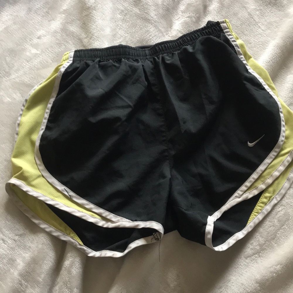 Nike shorts!!